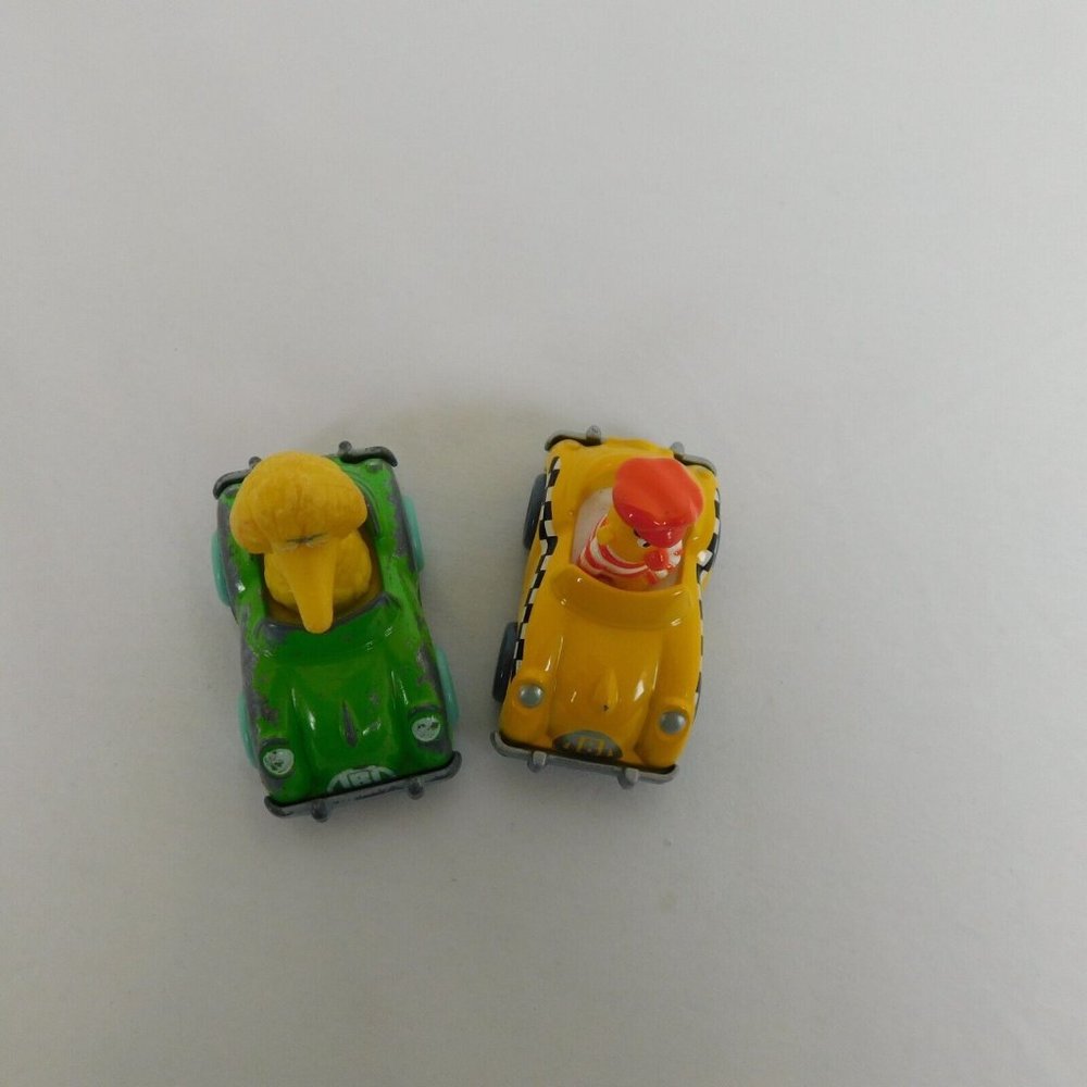 2 Sesame Street Muppets Playskool Die Cast Cars 1981-1983 Toy Vintage Bird Bert - Picture 10 of 11